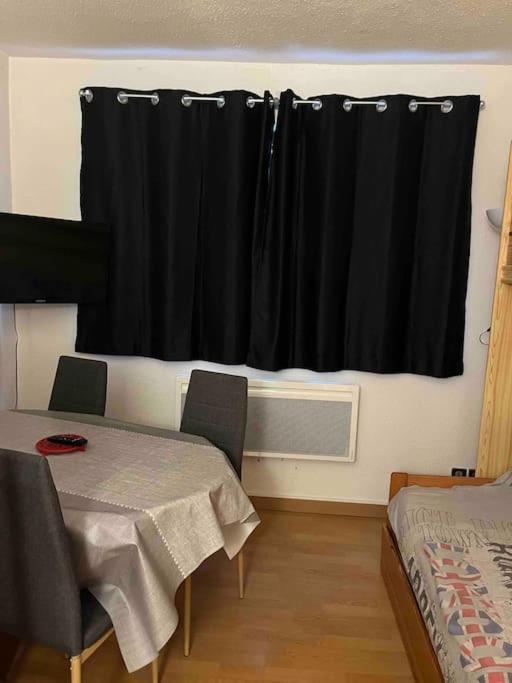 Charmant Studio A Font-Romeu Avec Place De Parking Kültér fotó